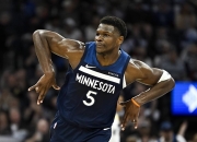 九游官网-快船绝地反击马刺，戈贝尔绝境逆转的简单介绍