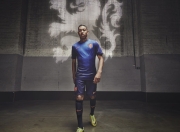 九游APP-伦纳德点燃赛场，生死战步行者力克山西队，唯一性之战铸就经典