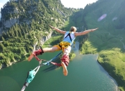 九游娱乐-绝境之王！年终总决赛惊天逆转致敬拉沃尔杯，纳达尔刷新传奇纪录