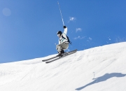 九游娱乐网页-逆转之夜，桃田贤斗刷新纪录，马来西亚队绝地反击丹麦队