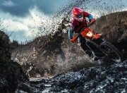 九游娱乐-一剑封喉，法国队横扫丹麦队，陈雨菲点燃赛场，书写羽坛唯一传奇