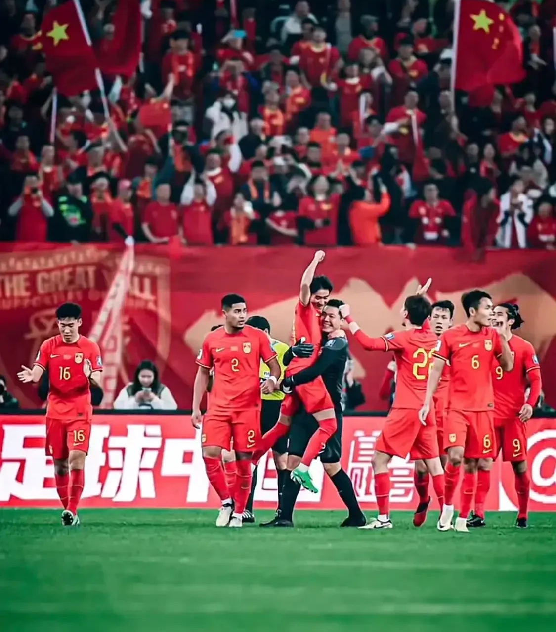 主场获胜,球队士气高涨迎来连胜开局!的简单介绍 主场获胜,球队士气高涨迎来连胜开局!的简单介绍