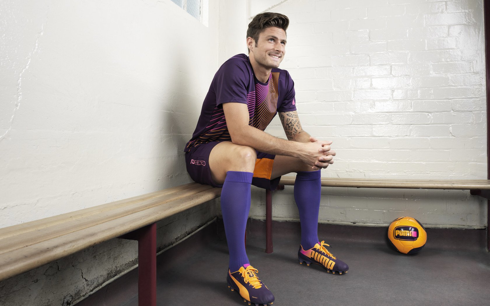 哥斯达黎加奇迹与姆巴佩时刻,足球世界的双重变奏