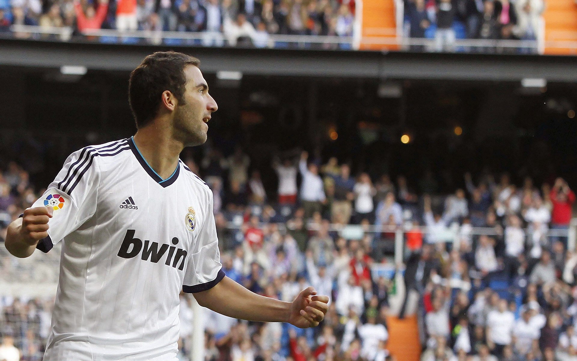 沙漠绿茵奇迹，美加墨世界杯焦点战，沙特如何斩落佛罗伦萨式强队？