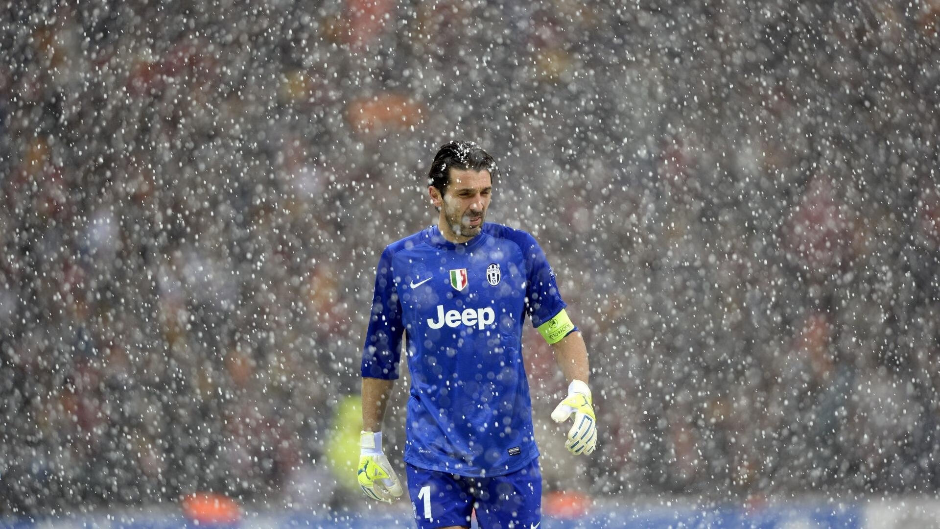 伊萨克一锤定音,马里一波带走加纳的战术革命